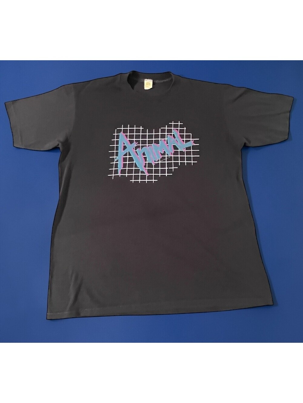 Velve Sheen Vintage 80s Single Stitch Black Neon Graphic “Animal” Tee Size XL